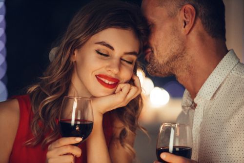 サシ飲みで その気 がなかった女友達と キス する方法 恋愛経験ナシ の 片思い に悩む男性 に特化したブログ